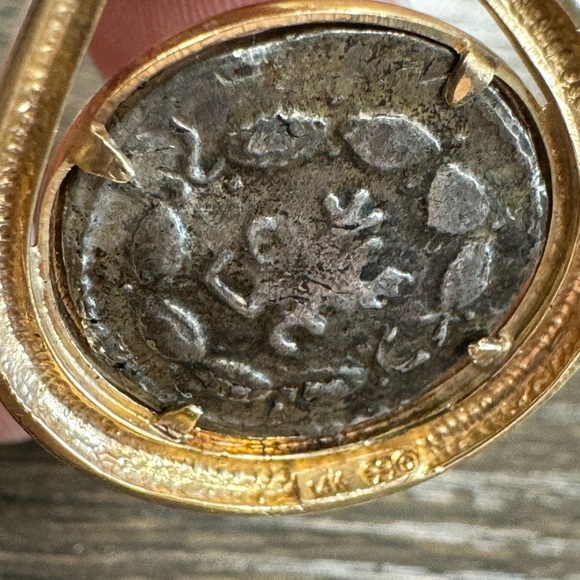 14K Yellow Gold Judean Bar Kokhba Revolt Coin Pendant - Picture 13 of 16